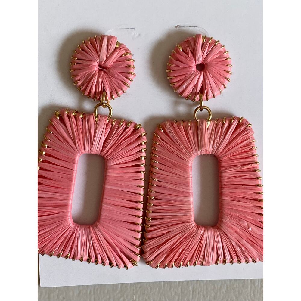 Pink Earrings NEW - Picture 2 of 2